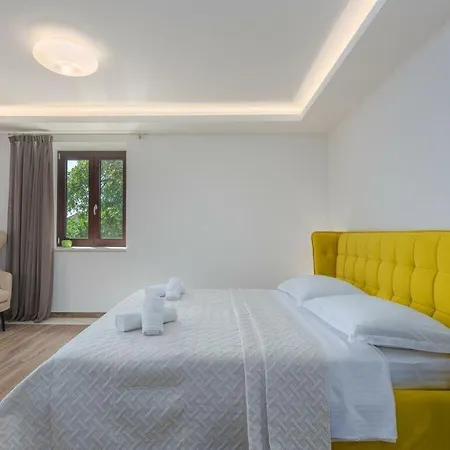 Hotel Comfortable 4*