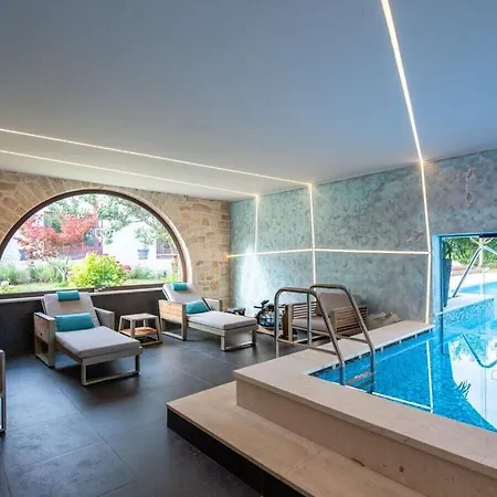 Comfortable Hotel 4*