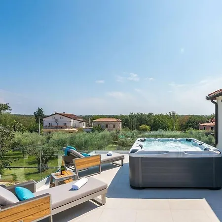 Hotel Comfortable Umag